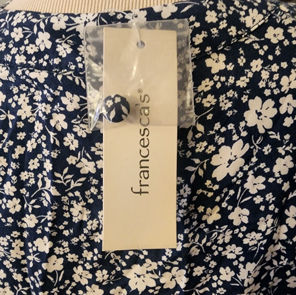 NWT Francesca's Floral Babydoll Mini Dress Navy /White Size XS V-Neck - Picture 11 of 13